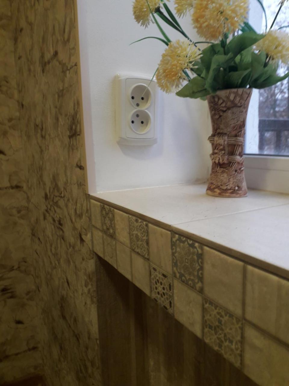 Apartment 30 M2 On Sergei Esenin 11 คาร์คิฟ ภายนอก รูปภาพ